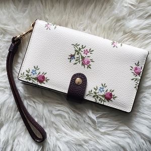 Unused Coach Floral Print Wristlet Wallet
